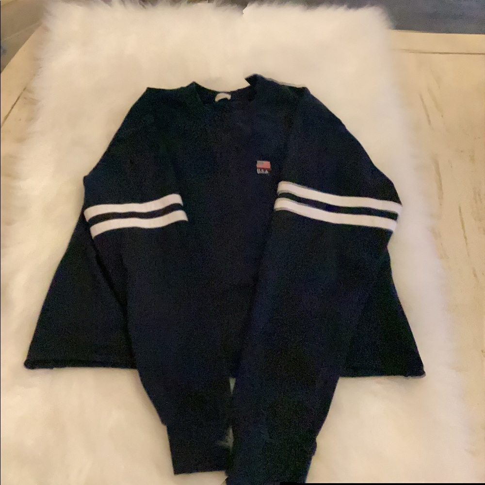 Brandy Melville Navy Blue Cropped Sweatshirt - Picture 8 of 8
